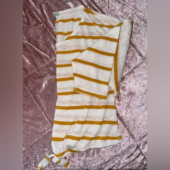 3/4 Sleeve Striped Tee - Picture 4 of 4